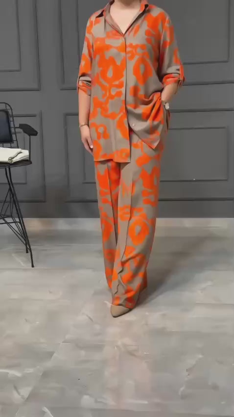 مجموعة تنسيق تجريدية للسيدات
